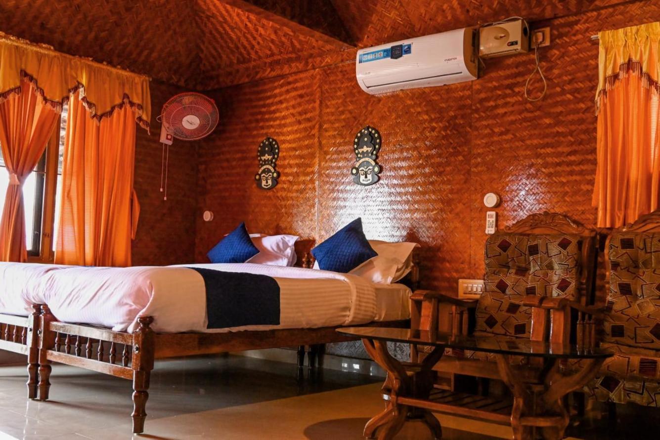 Sajeev Home Stay شاطئ شيراي الغرفة الصورة