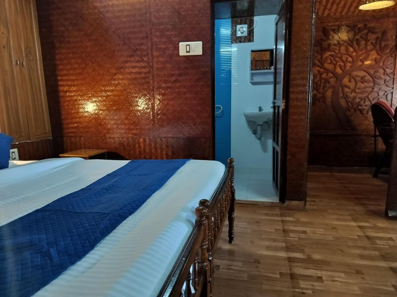 Sajeev Home Stay شاطئ شيراي الغرفة الصورة