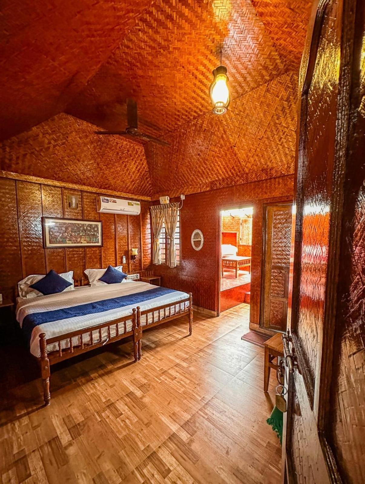 Sajeev Home Stay شاطئ شيراي الغرفة الصورة