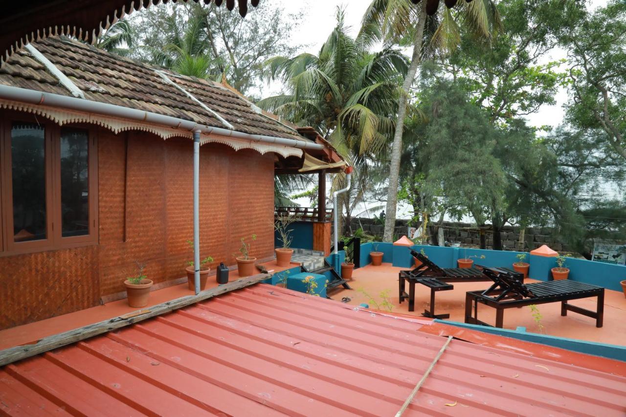 Sajeev Home Stay شاطئ شيراي المظهر الخارجي الصورة